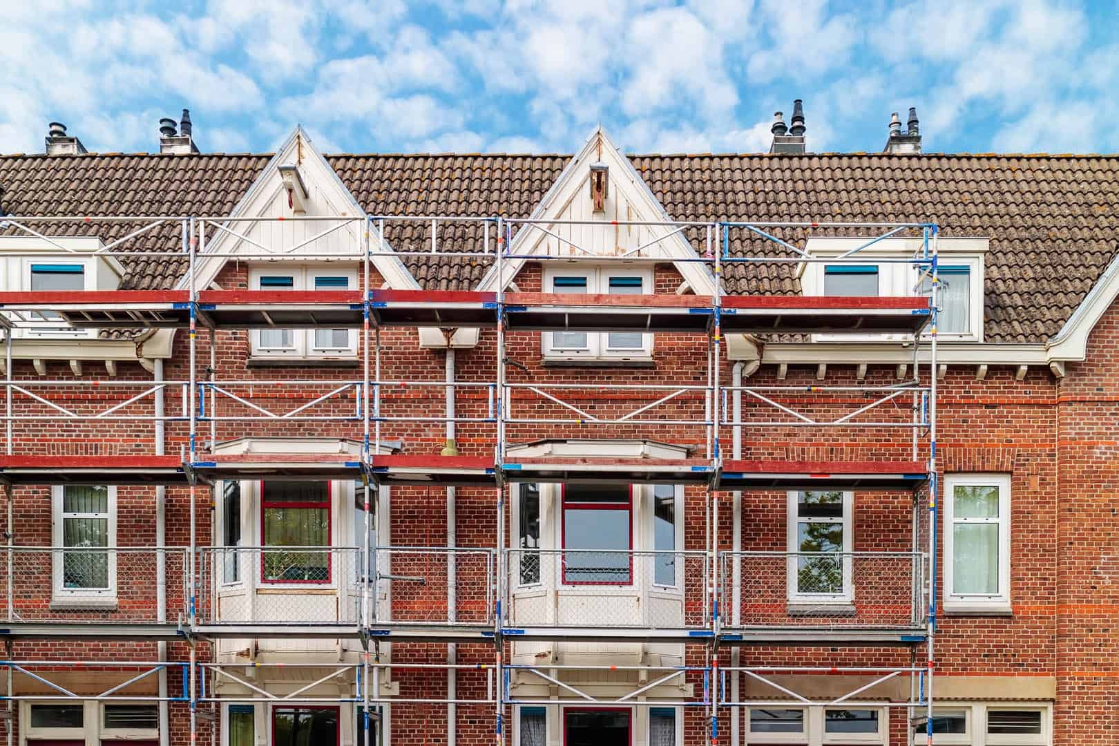 Undgå de mest almindelige fejl ved maling af facade